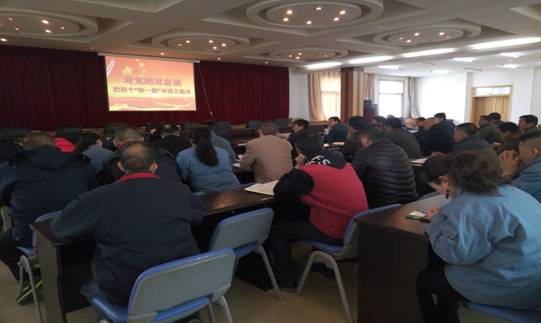 堅(jiān)定信念 對(duì)黨忠誠，融會(huì)貫通 學(xué)以致用